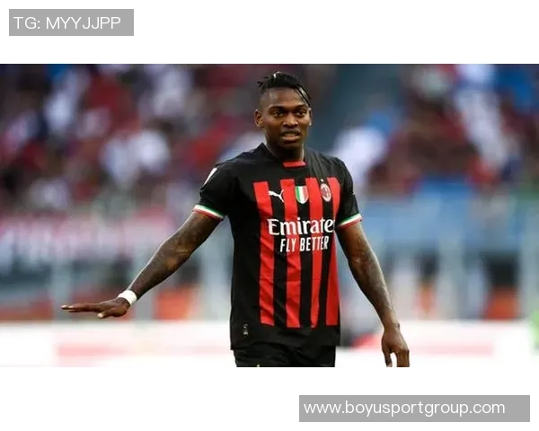 米兰10月最佳进球候选名单揭晓莱奥精彩禁区外贴地斩入围